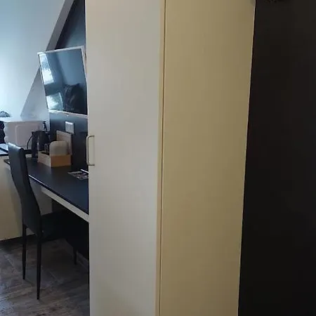 Am Wald 1 Apartmanhotel Karlsruhe